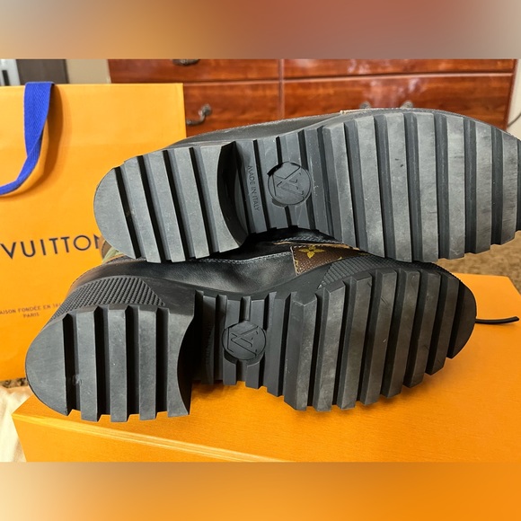 Louis Vuitton Laureate platform - Picture 4 of 5